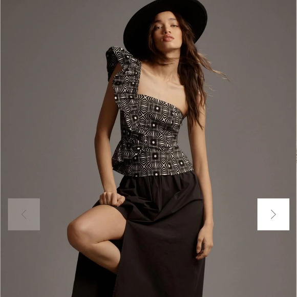Anthropologie  women’s one shoulder ruffle top black/white size small NWT - Picture 1 of 13